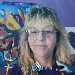 Meet your Posher, Deanna